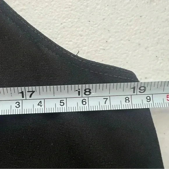 Wilfred Aritzia Sleeveless Pillet Midi Dress Made of Japanese Fabric Sz M - Picture 14 of 16